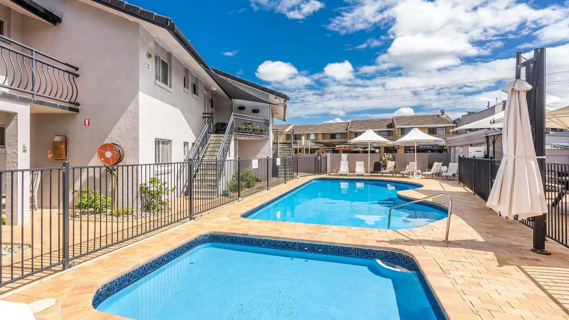 Absolute Beachfront Apartment 3B Lennox Head