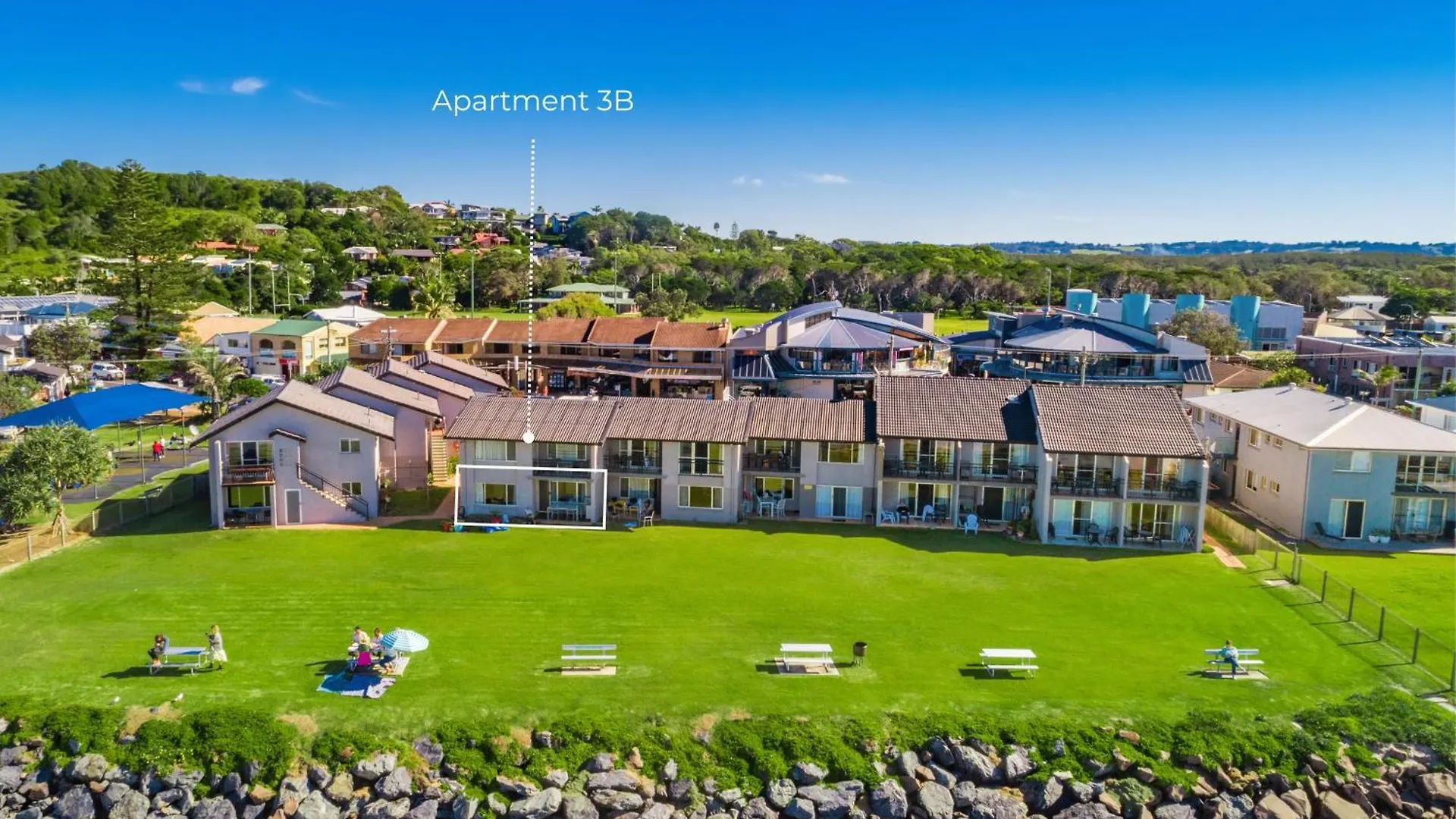 Absolute Beachfront Apartment 3B Lennox Head